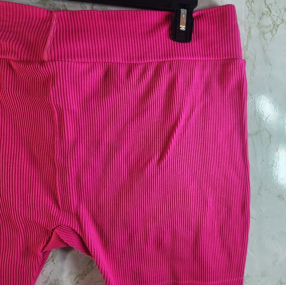 rue + Pink Ribbed Knit Shorts - Picture 7 of 8